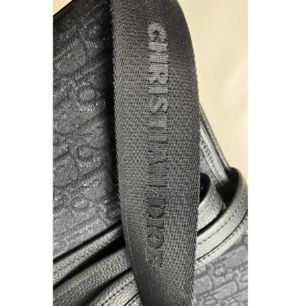 CHRISTIAN DIOR MONOGRAM TOTE BAG - Picture 9 of 16